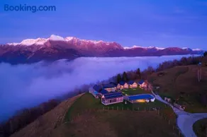 Nebesa Chalets - Image 3