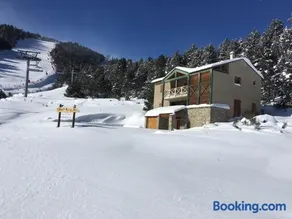 Chalet Pla Del Mir - Image 3