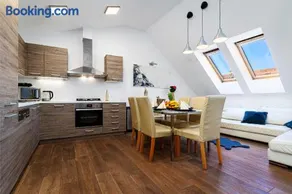 Brilliant Rabbit Residence - Image 1