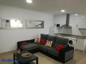 London - LA COLINA - Image 3