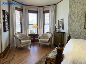 Historic Hutch House - Image 4