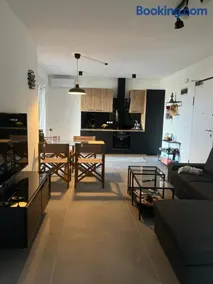 Clear Water Apartment - Sea View - Image 1