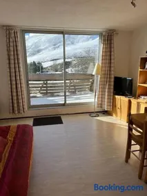 Studio situé à la Gela - Image 1
