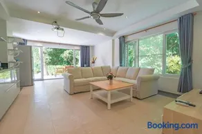 Solario Beachfront Villa - Koh Chang - Image 5