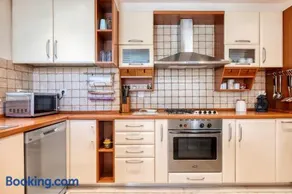 Artistic Villa Lux-lift-Athenian Riviera - Image 4