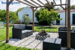 House with pool and garden in Esmoriz near Porto - Image 3