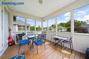 36 Meadow View - Image 1