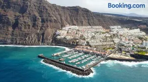 Fabulous Ocean & Cliff View - Image 2