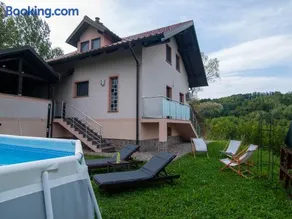 Holiday house Zarja - with sauna and hot tub - Image 1