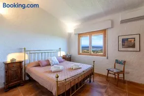 Itadhome - "Vista Paradiso", Exclusive Villa con vista su Arcipelago Maddalena, vicino al mare - Image 3