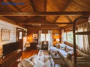 The Little Lake Cabin - Image 1