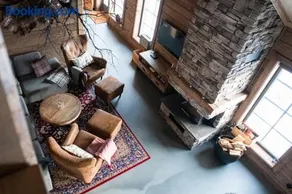 Luxurious cottage with sauna overlooking mountains - Image 5