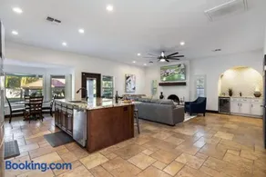Villa De Paradis - Image 2