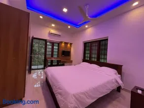 Lakeshore Premier Serviced Villa - Image 1