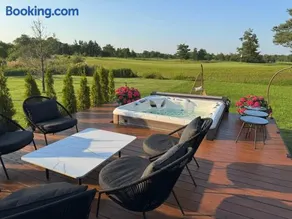 Green Field Villa - Image 3