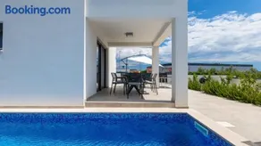 Vila Vodnjan by Villas Guide - Image 2
