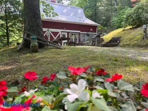 Charming Rustic Barn - Image 1