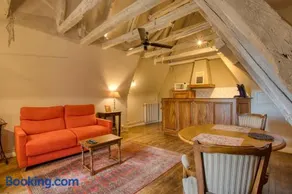 2 pièces, centre historique, "Loft Montaigne" - Image 3