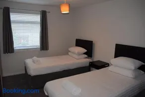 3 Bedroom-Kelpies Serviced Apartments Burns - Image 4