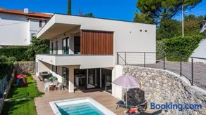 Vila SUNLIFE with pool&sauna by Villas Guide - Image 1