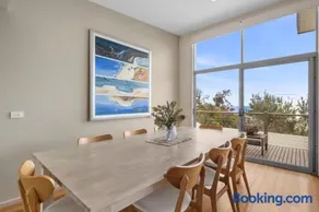 Sweeping Ocean Views - Image 4