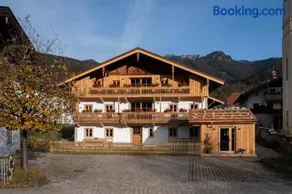 Oida Knoglerhof - Image 1