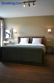 Maison du chien vert - Image 2