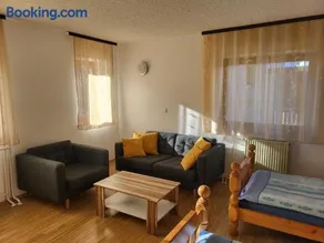 APARTMA 27 - Image 1