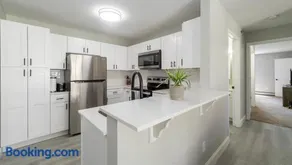 Landing Modern Apartment with Amazing Amenities (ID9428X15) - Image 5