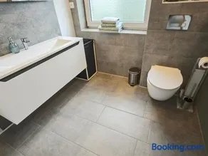 FH-Nähe: Modernes Apt mit Balkon - Image 4