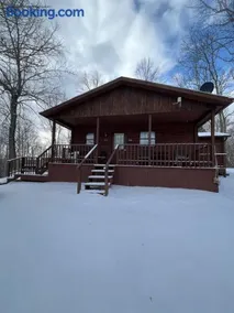 Optimum Cabin #12 with Hot Tub and Jacuzzi on Patoka Lake in Southern Indiana - Image 3