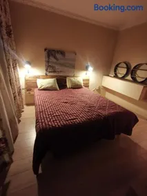 Homey art apartment next to Drujba lake Metro stations and bul.Tsarigradsko Shose - Image 2