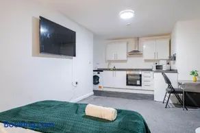 Studio Apartment Fully Equipeed with WiFi and Netflix - Image 3