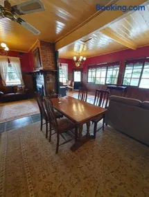 Blackwood Central Historic Forest Retreat - Image 3