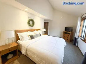 Sunbeam Shores 3Bed 3 Bath Pool-6PP - Image 3