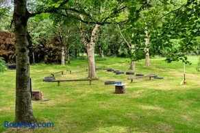 Finest Retreats - Ash Lotus Belle Tent - Image 3