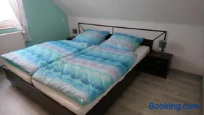 Agradable casa vacacional ideal para familias con barbacoa y jardín - Image 1