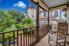 The Carriage House at The Hummingbird Inn, 2 King Suites, Free Parking, Historic Savannah - Image 3