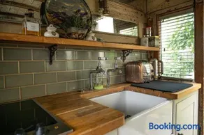 The Railway Carriage Helmsley - Image 2