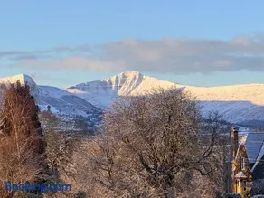 Mountain Suite, Stunning Views, Brecon Beacons - Image 1