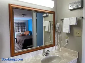 Budget Inn Motel - Image 5