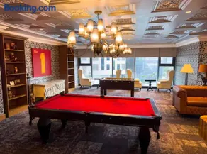Stay at SMR Poblacion Makati - Image 1