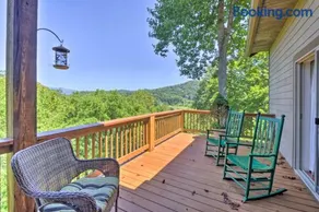 'Green Shadows' Scenic Whittier Condo w/Fireplace! - Image 2