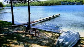 Log Cottage on Blue Lake - Image 3