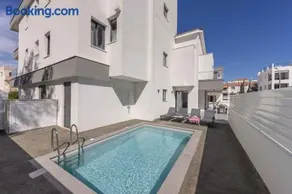Velora Pool Maisonette - Image 2