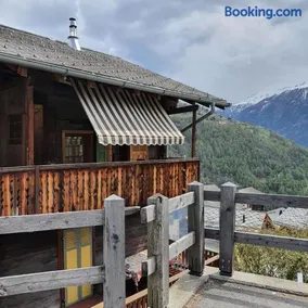 Gîte de Mase sur la rive droite du Val d'Hérens - Image 1