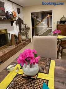 The Birdnest Inn - Image 2