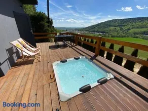 Ubytovanie pod hradom s jacuzzi a saunou - Image 3