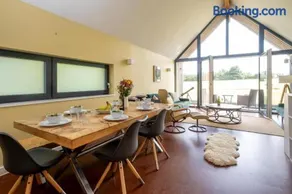 Sedge House, Eastbridge, Close to the coast, RSPB Nature Reserve, Dunwich, Sizewell and Leiston - Managed by Aldeburgh Coastal Cottages - Image 3