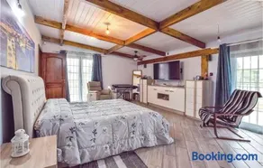 Luxurious Home In Torre Di Pescopaganoce - Image 3
